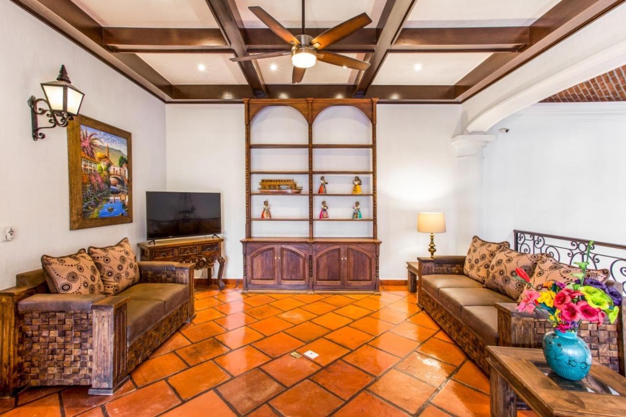 Caroline Bella Bed & Breakfast Ajijic Dış mekan fotoğraf