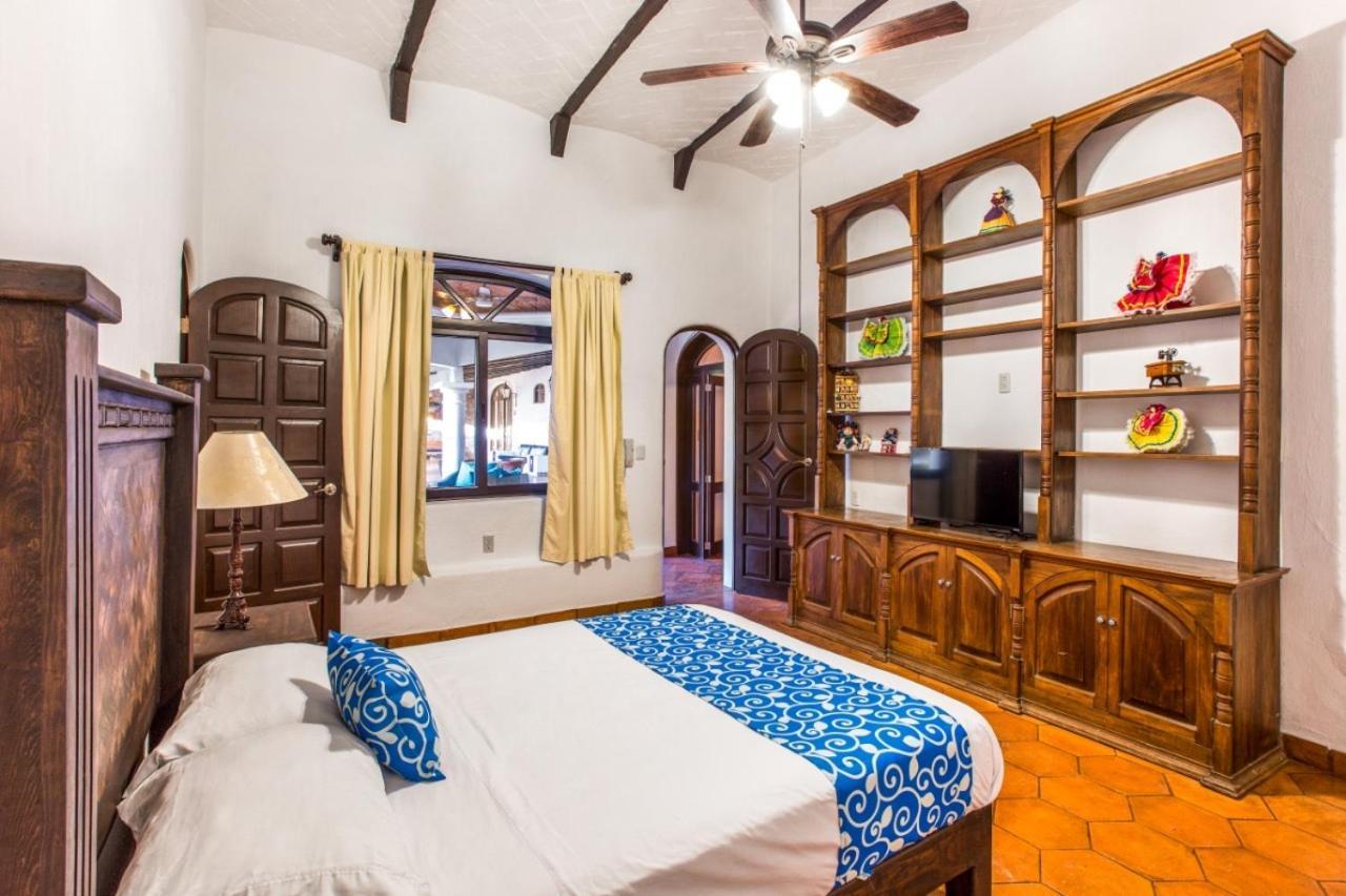 Caroline Bella Bed & Breakfast Ajijic Dış mekan fotoğraf
